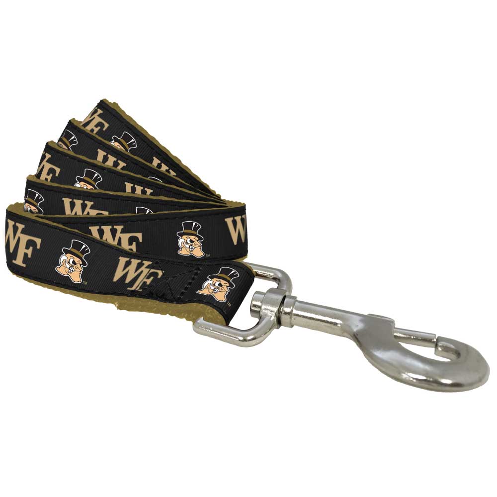 Wake Forest Dog Leash & Collars